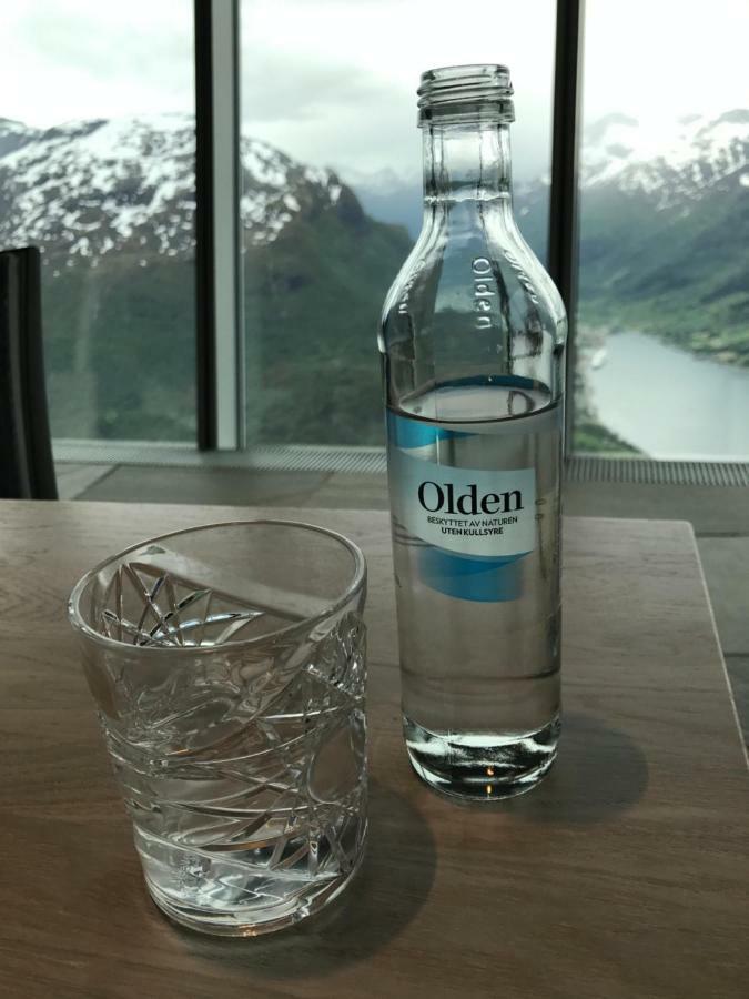 Olden Fjord Apartments Exterior foto